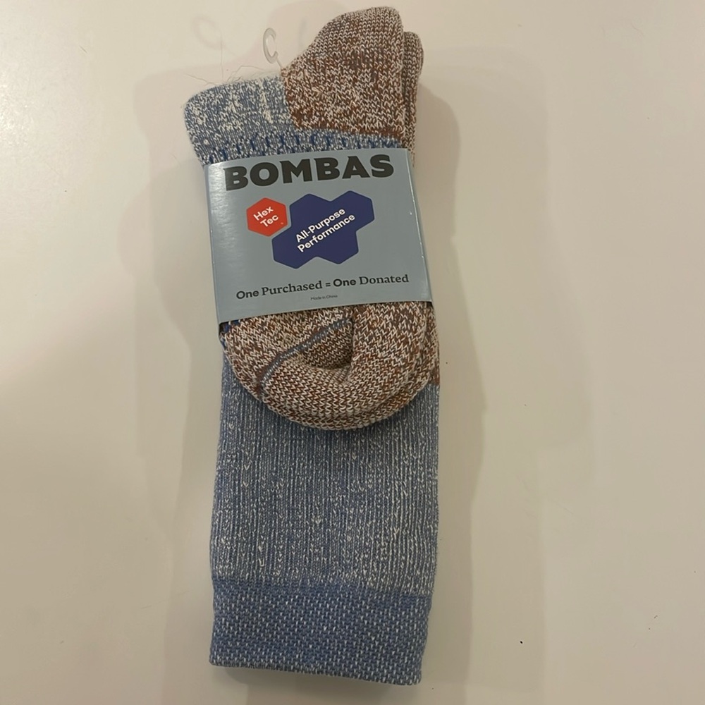 NWT. Bombas Ultra heavywe  calf/ crew socks unisex size Large